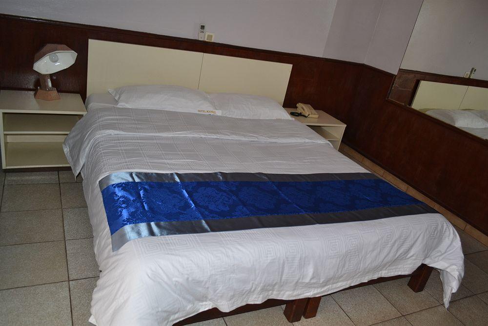 Hotel Mansel Yaounde Exterior photo