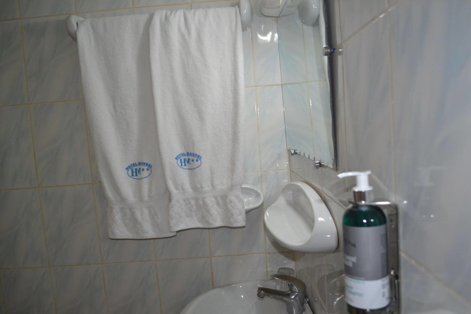 Hotel Mansel Yaounde Exterior photo